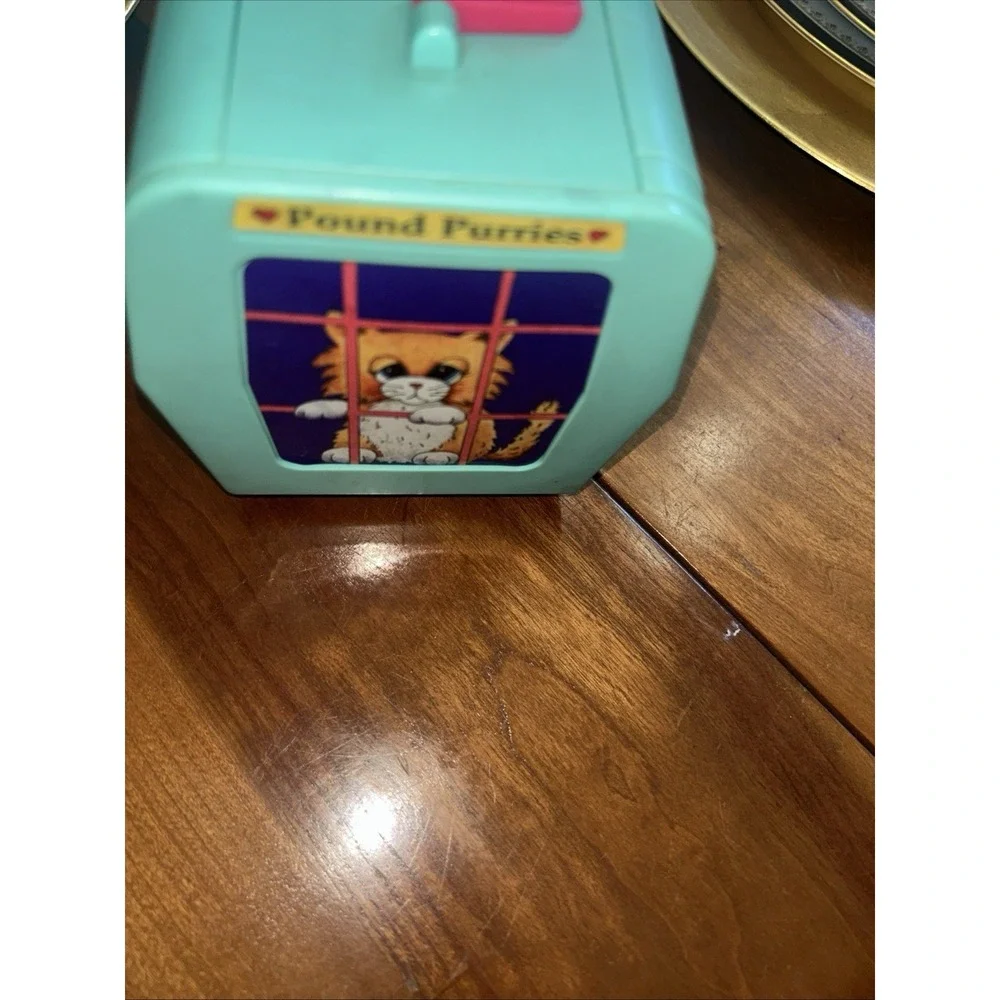 Vintage Pound Puppies Purries Playset Gym Olympics Galoob Pet Carrier 1995 Toy